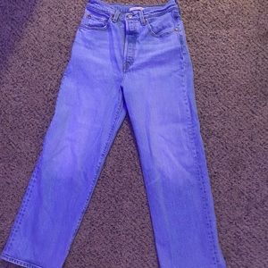 Levi’s rib cage straight